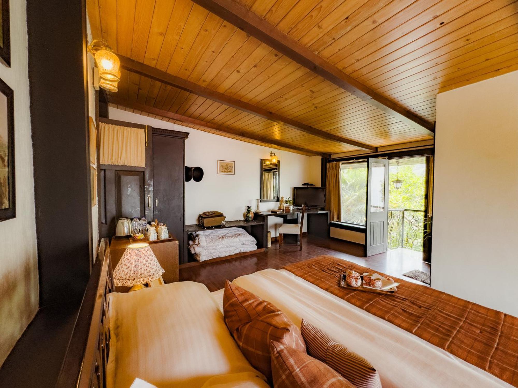 Ilbert Manor Hotel Mussoorie Kültér fotó
